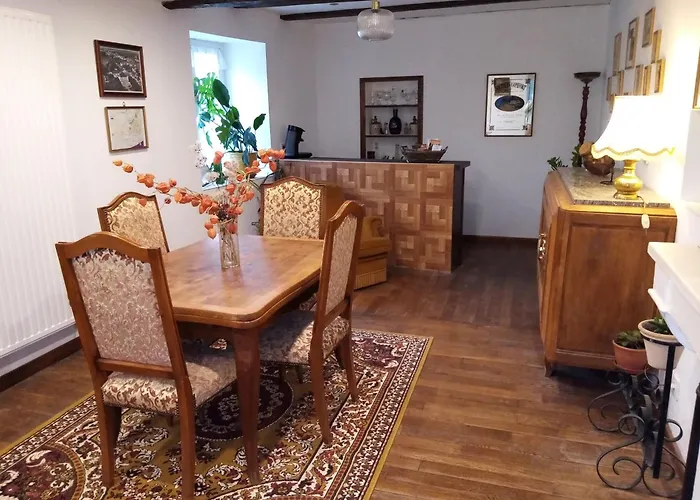 Maistine - D 3* Dancevoir